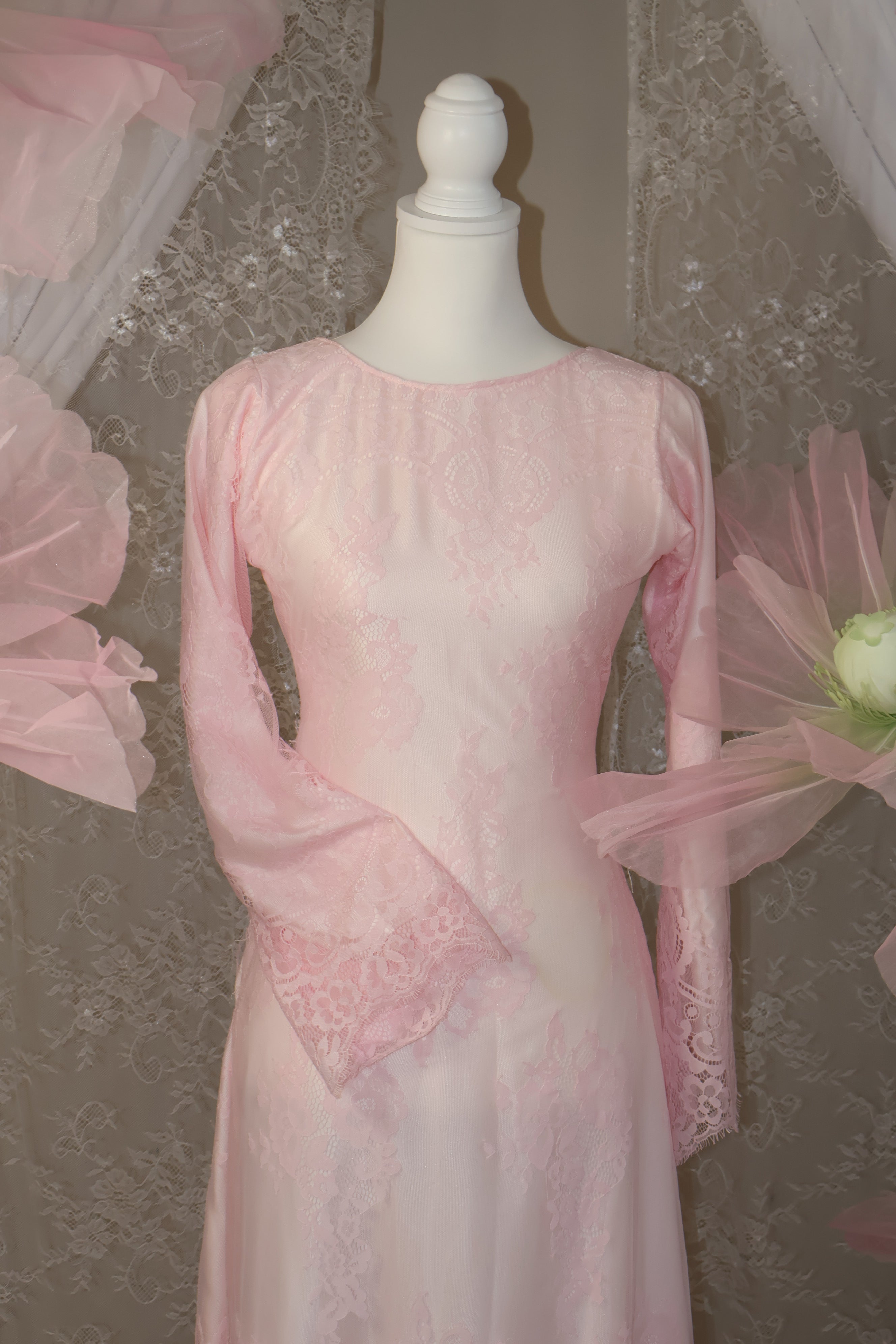 Camellia dress and abaya set