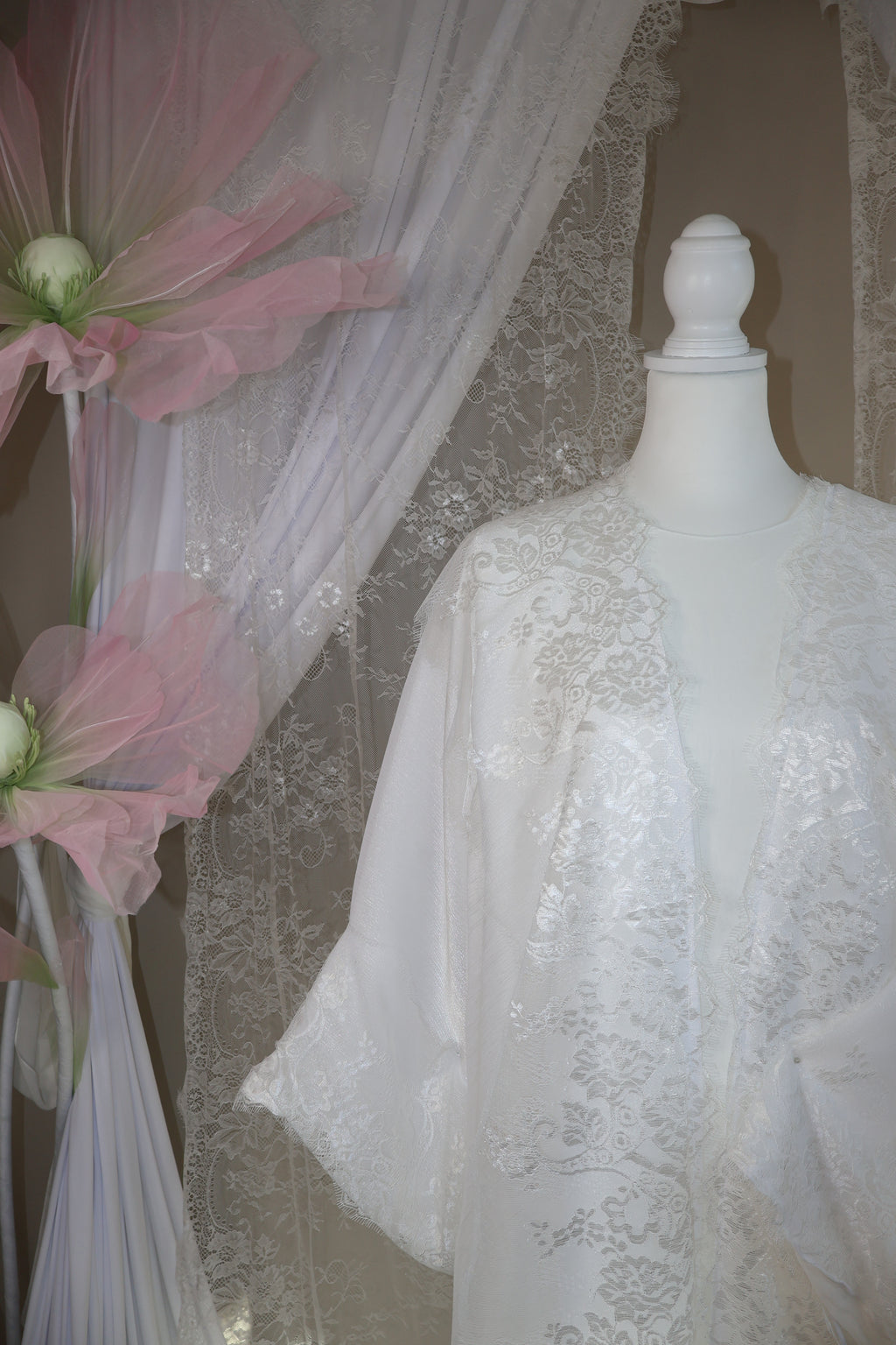 The Dentelle Abaya- white