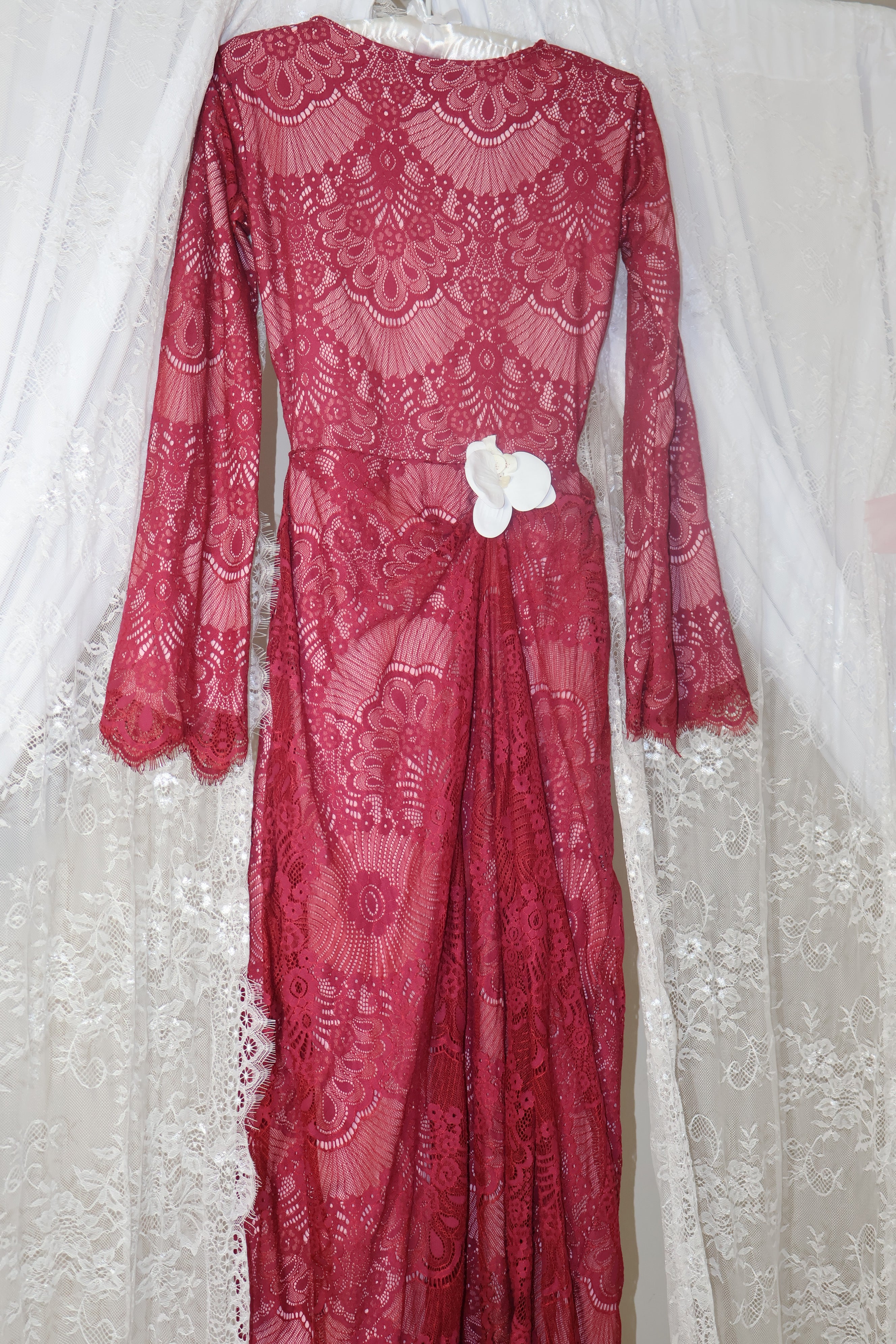 Dahlia Lace dress- wine