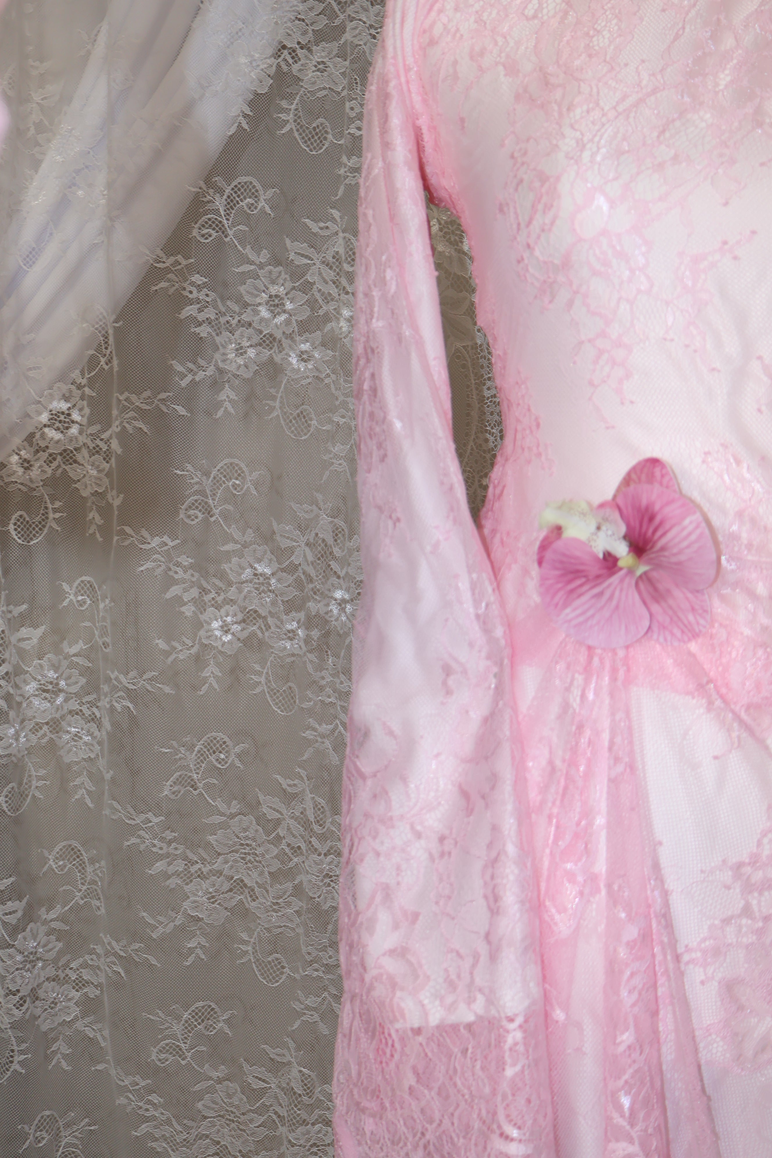 Dahlia Lace dress- Pink