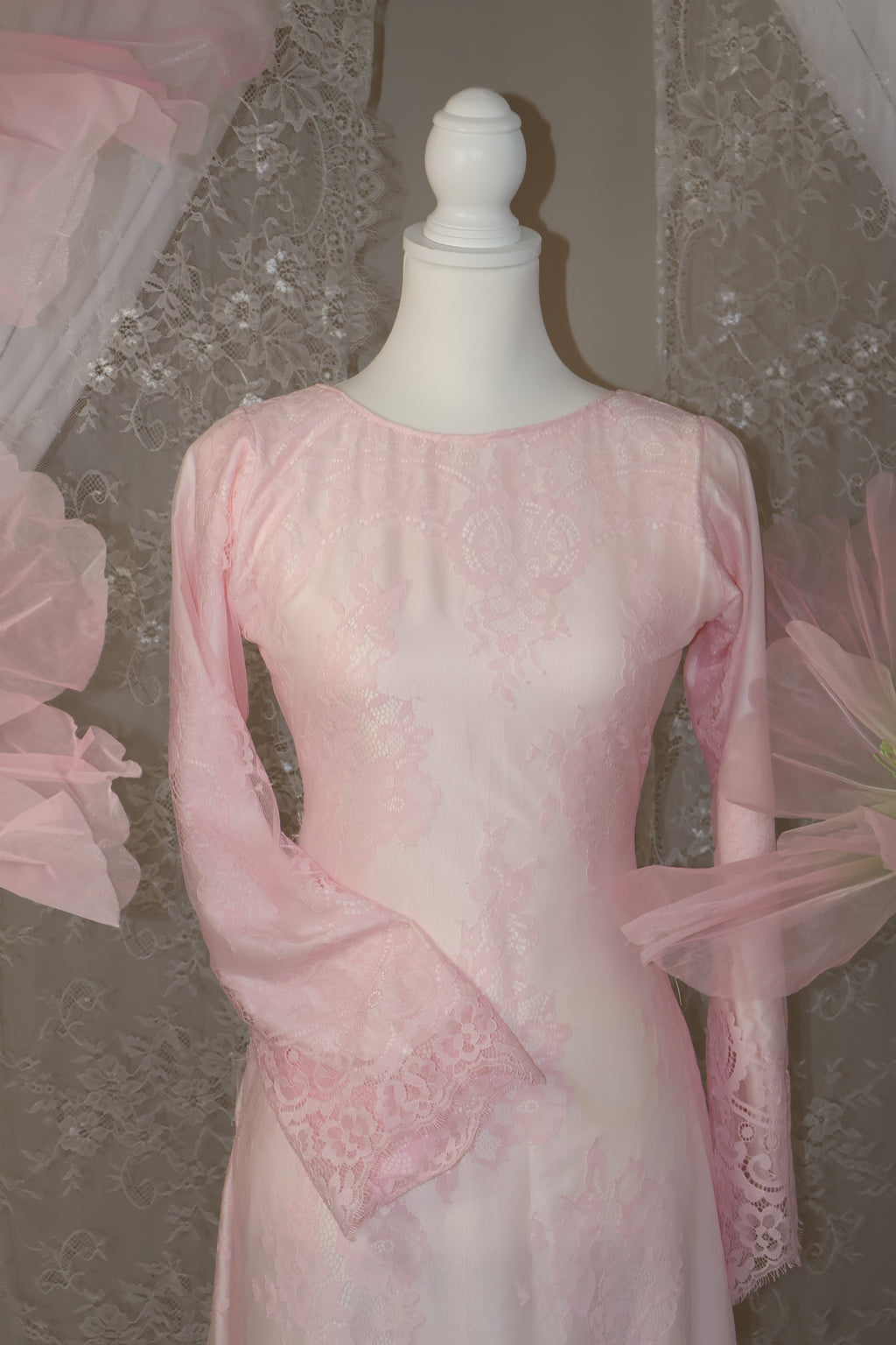 Camellia dress and abaya set