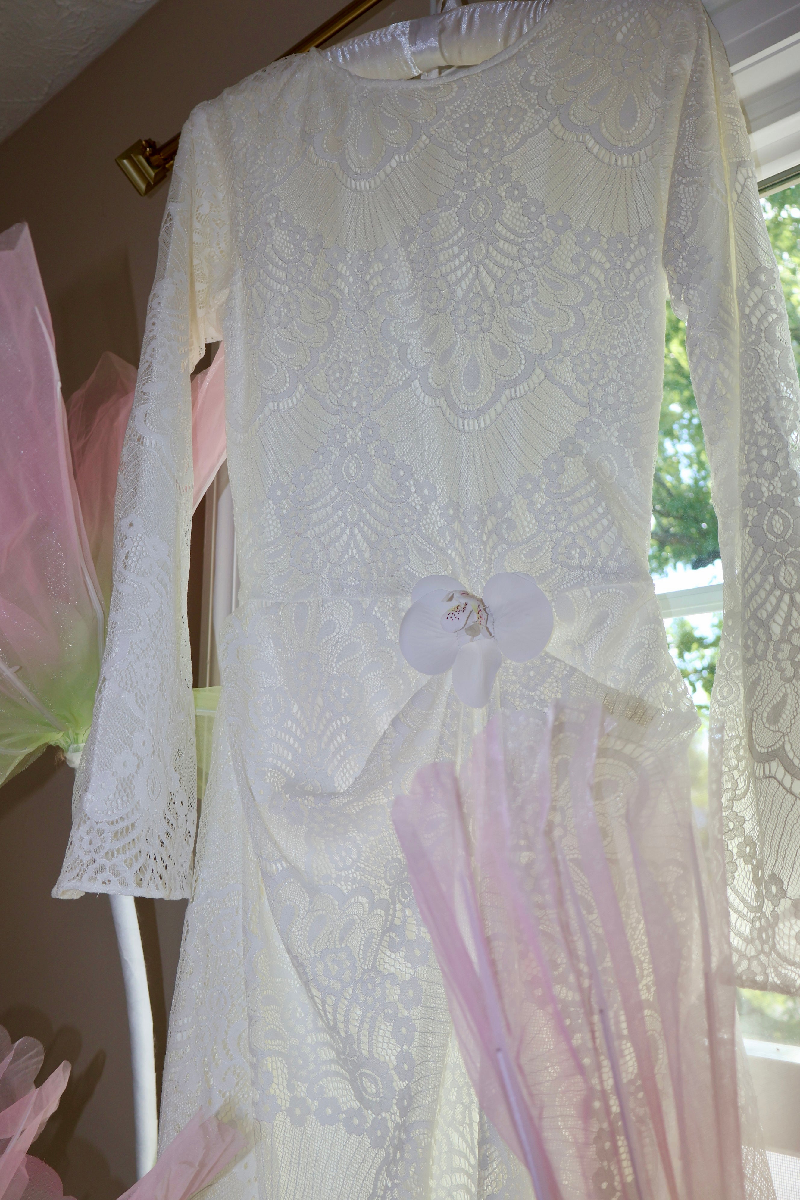 Dahlia Lace dress