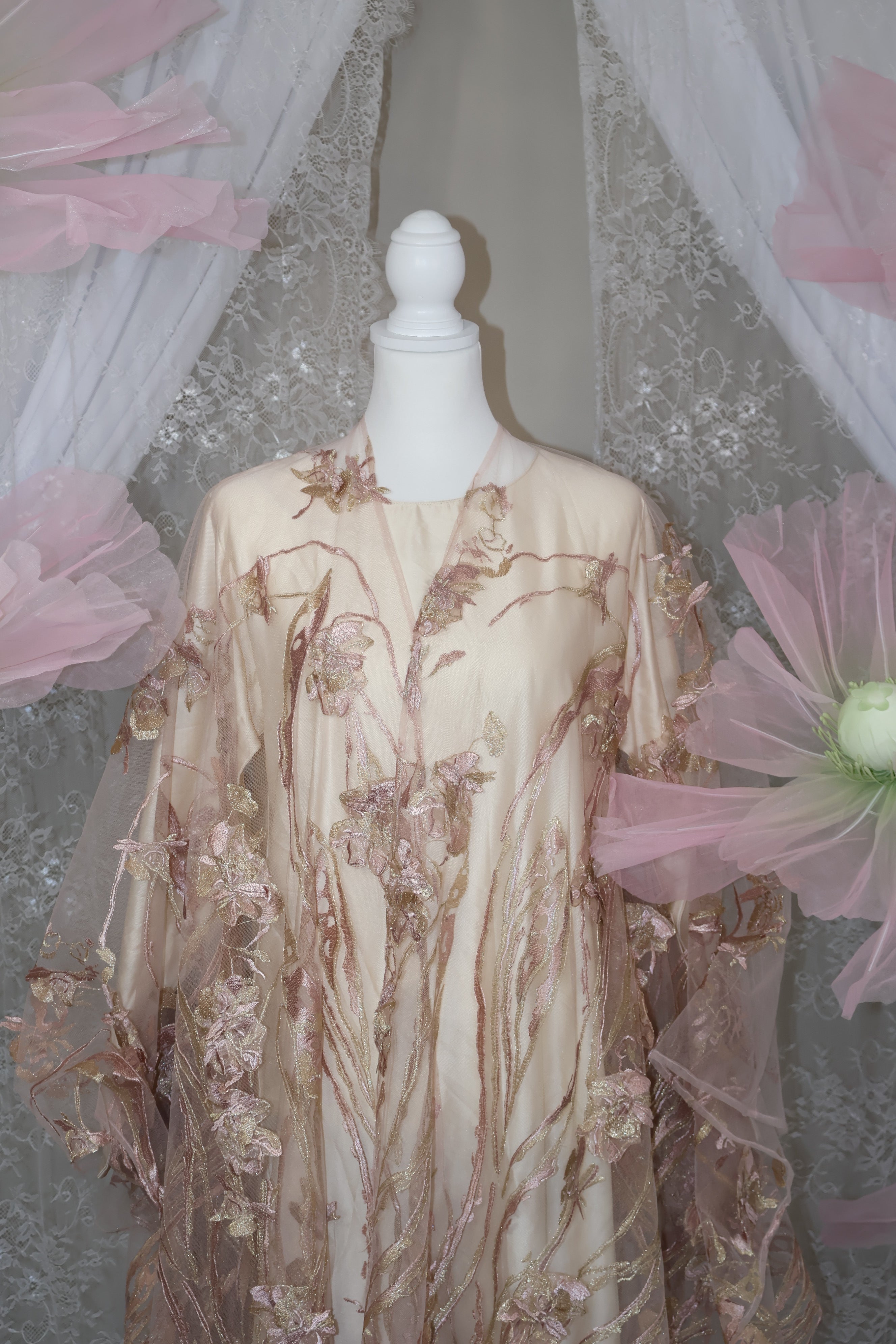 Soirée Lumière- pink and gold