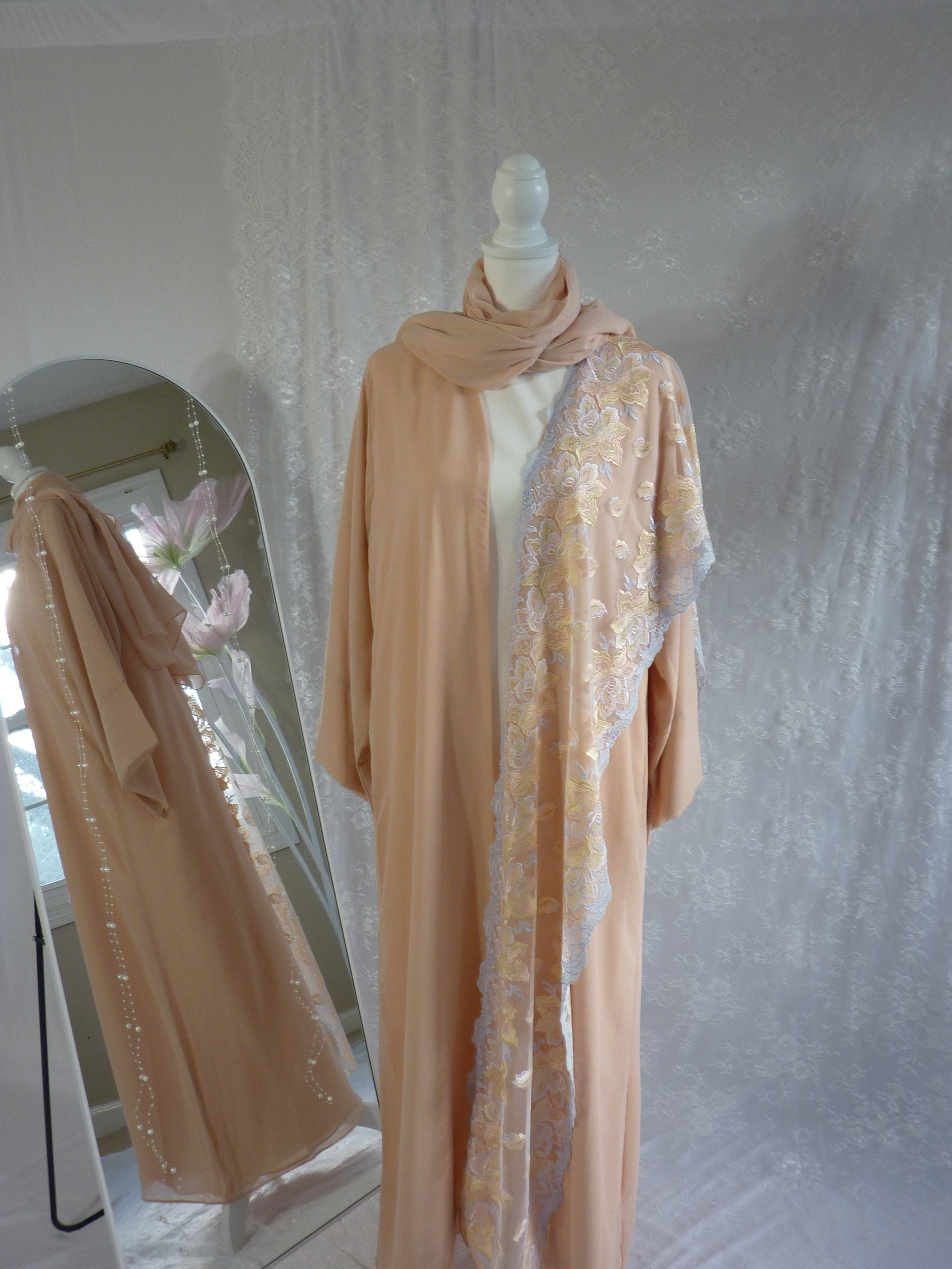 Darina Abaya- Beige